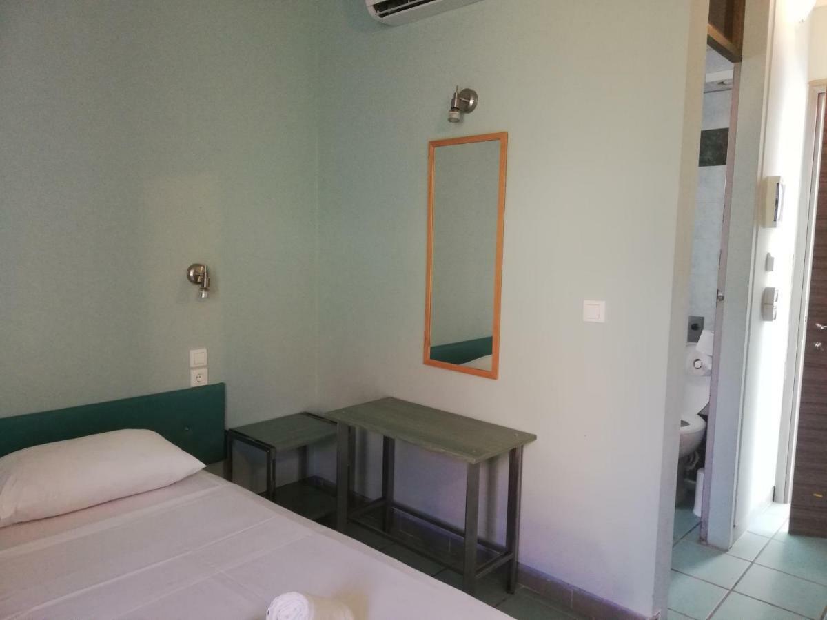 Lagounaris Beach Hotel